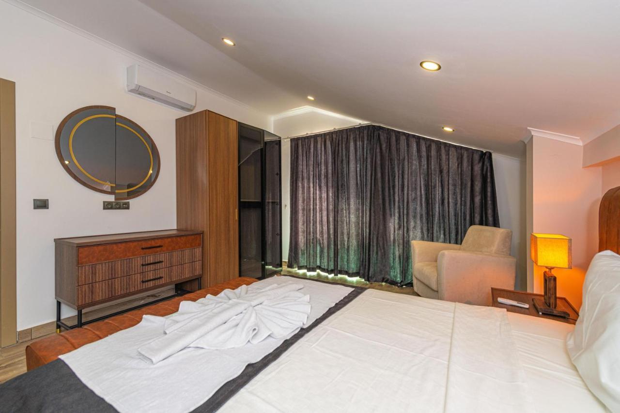 4 Beds, Luxury Holiday Villa In Hisaroenue Oeluedeniz Villa Mia Fethiye Ngoại thất bức ảnh