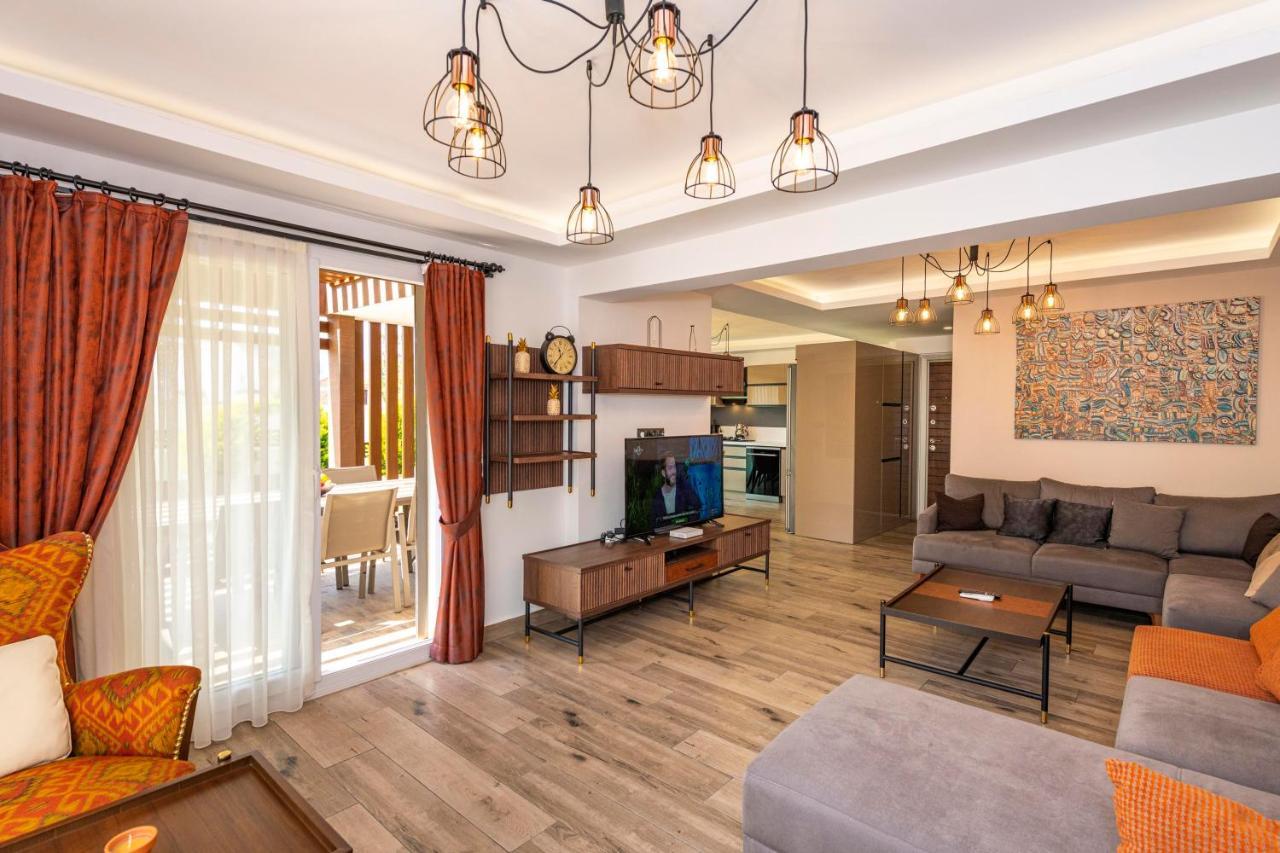 4 Beds, Luxury Holiday Villa In Hisaroenue Oeluedeniz Villa Mia Fethiye Ngoại thất bức ảnh
